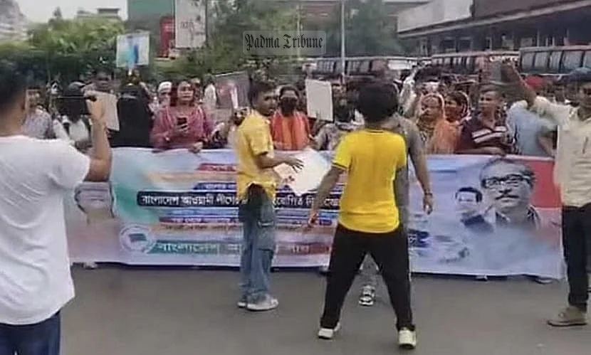 মহাখালীতে আওয়ামী লীগের ঝটিকা মিছিল, ককটেল বিস্ফোর