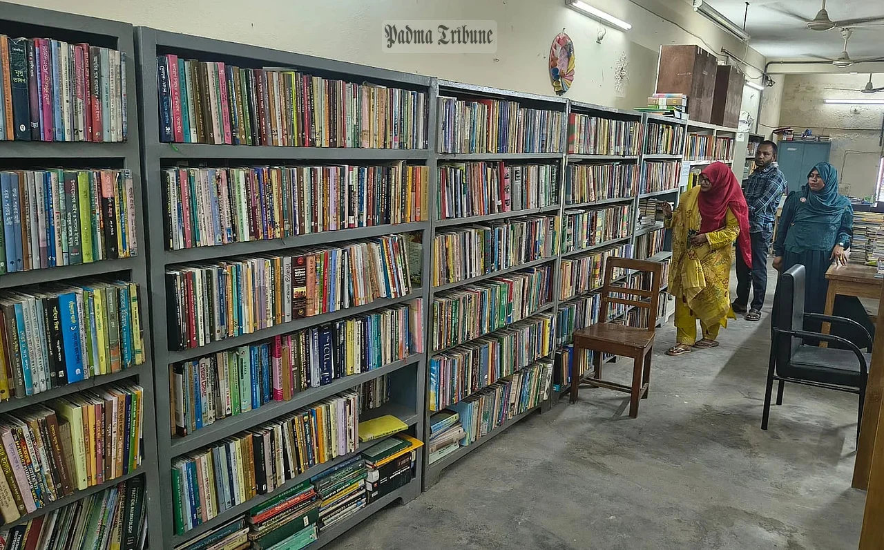 এক শতাব্দী ধরে পাঠকদের সঙ্গী শেরপুরের গণগ্রন্থাগার