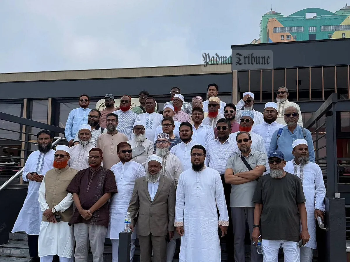 তিন দেশ সফরে জামায়াতের ৩৪ এমপি, অনেকেই পরিবারসহ