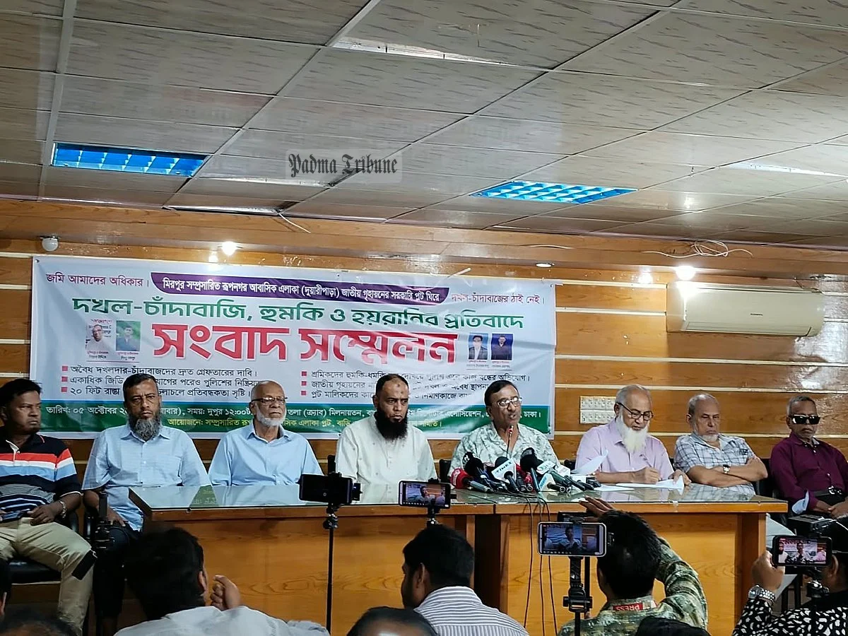 মিরপুরে প্লট দখল, রাস্তা বন্ধ-বেপরোয়া চাঁদাবাজির অভিযোগ